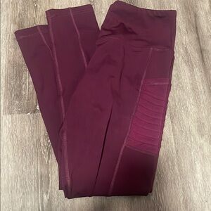 Burgundy Leggings with Side Pocket